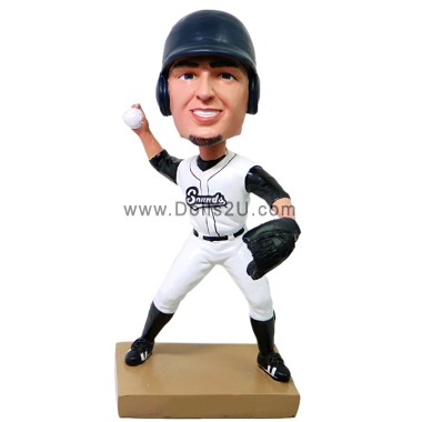  Custom Baseball Pitcher Bobblehead Item:12372