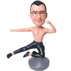  Custom Bobblehead Figure Kung Fu Master Showing A Bruce Lee Like Posture