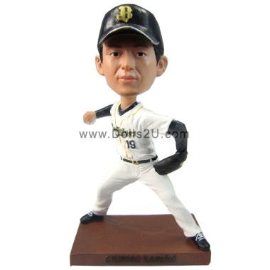 Baseball Pitcher bobblehead