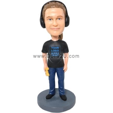 (image for) Custom Male Video Gamer With Gamepad Bobblehead