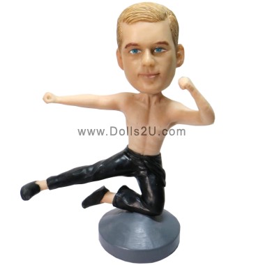 (image for) Custom Bobblehead Figure Kung Fu Master Showing A Bruce Lee Like Posture