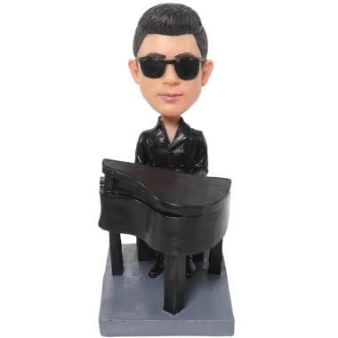 (image for) Male Playing Piano / Male Pianist